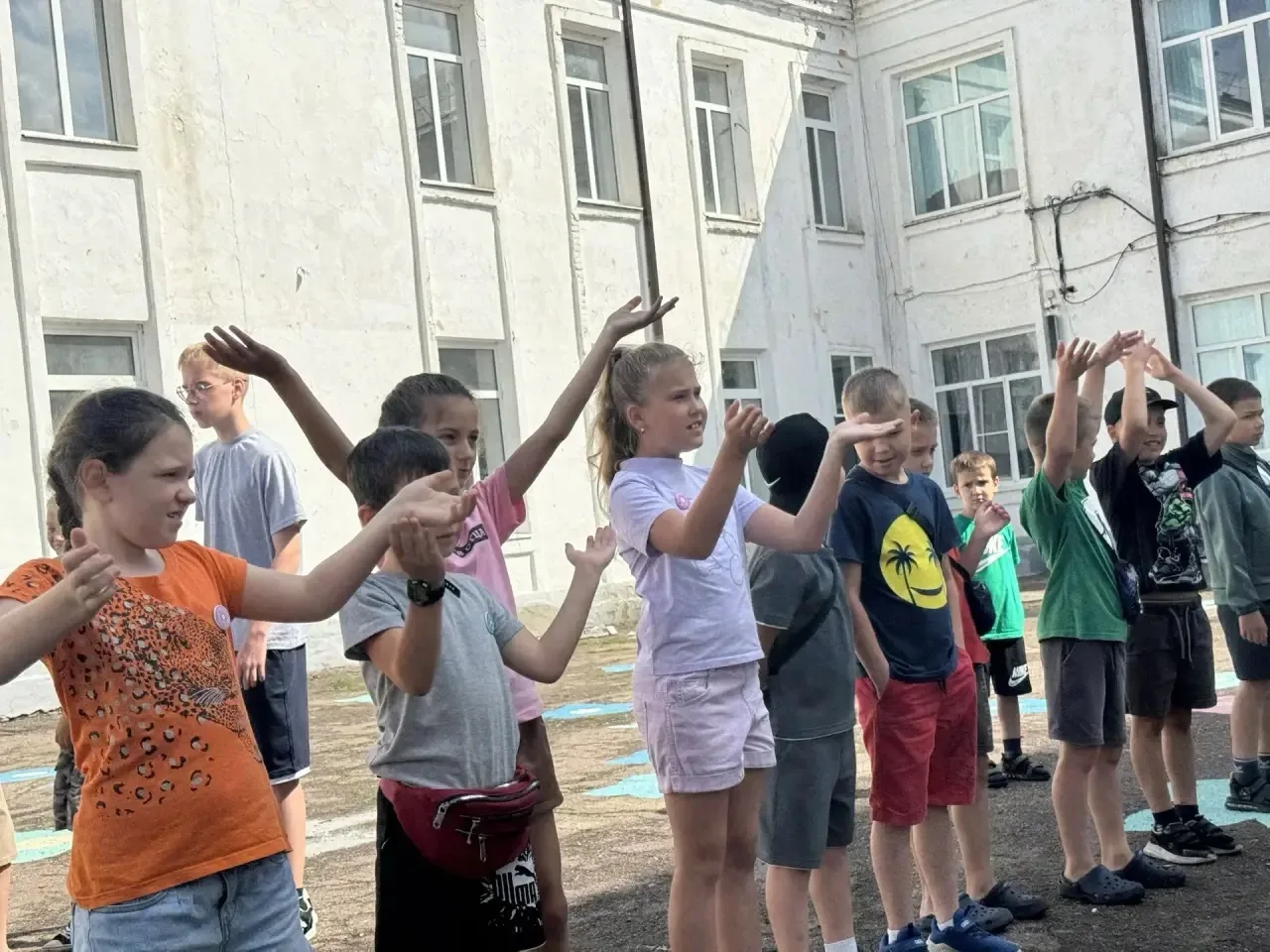 ☀️ День в лагере «Здоровячок» получился по‑настоящему ярким и запоминающимся! ☀️

Утро началось с бо