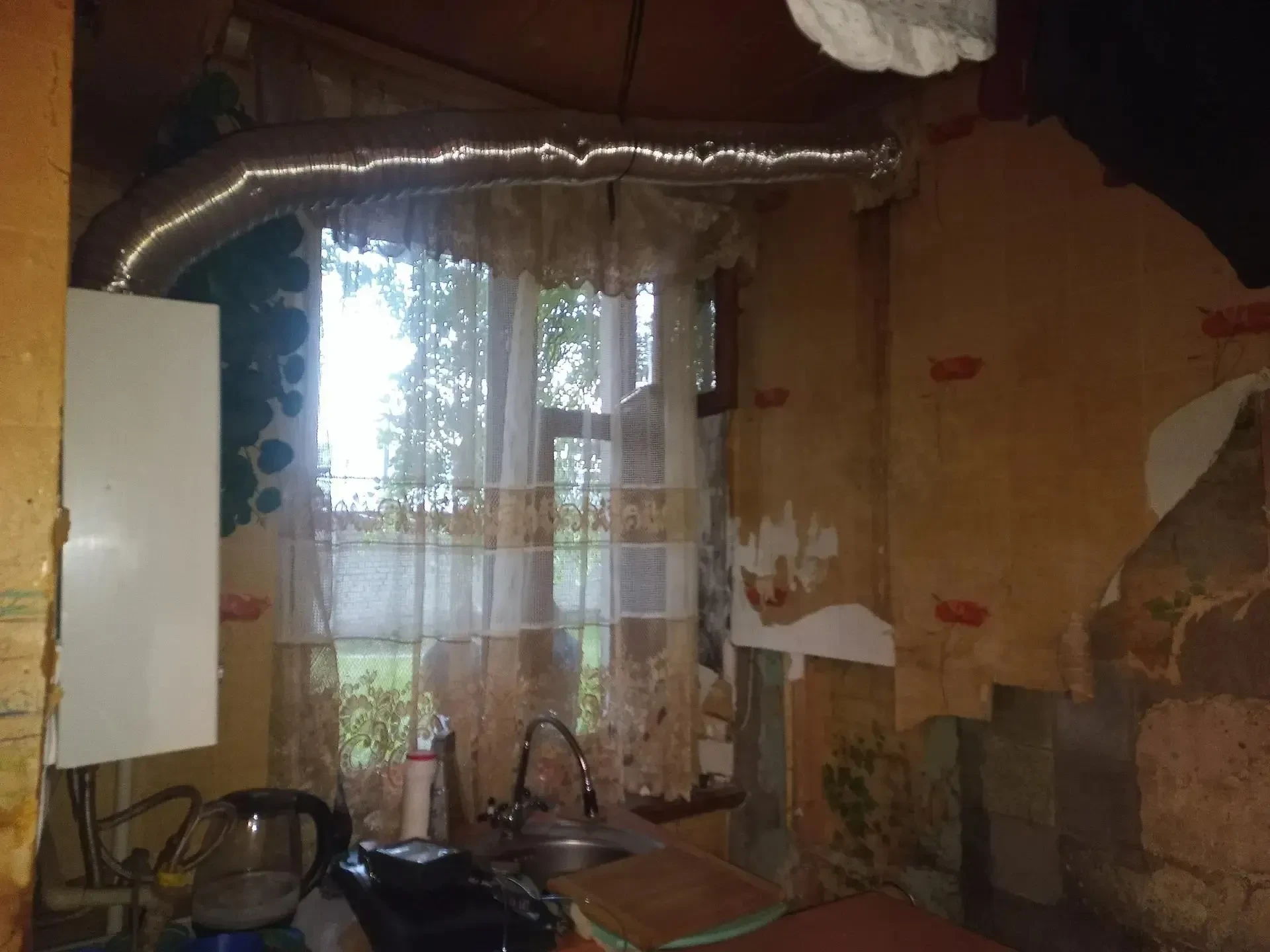 В Коврове мужчина обвиняется в гибели сожительницы и 3-летнего сына
https://vladtv.ru/incidents/1730