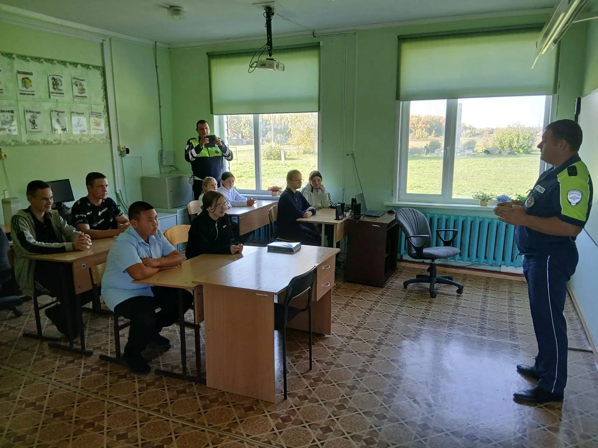 БЕЗОПАСНОСТЬ ДОРОЖНОГО ДВИЖЕНИЯ