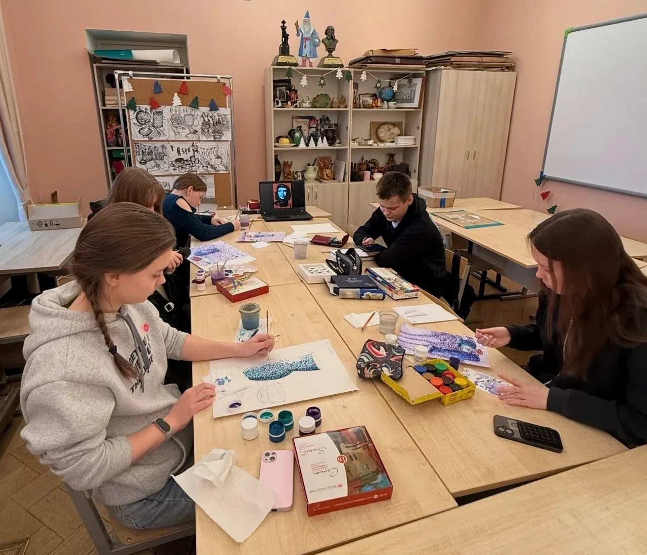 🖼️ 👨‍🎨 Мастерская дизайна во Дворце 🖼️ 👨‍🎨