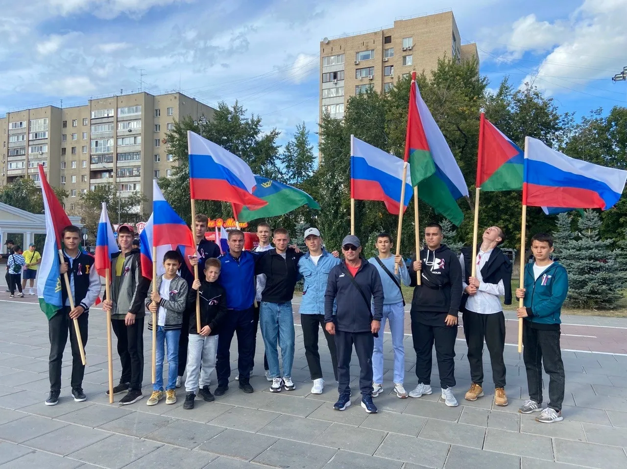 Российский флаг: сила в единстве!