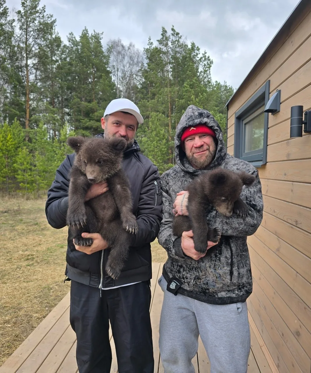 🐻 «Я чувствую себя дома»: боец ММА Джефф Монсон проиграл в поединке милоты медвежатам из Екатеринбур