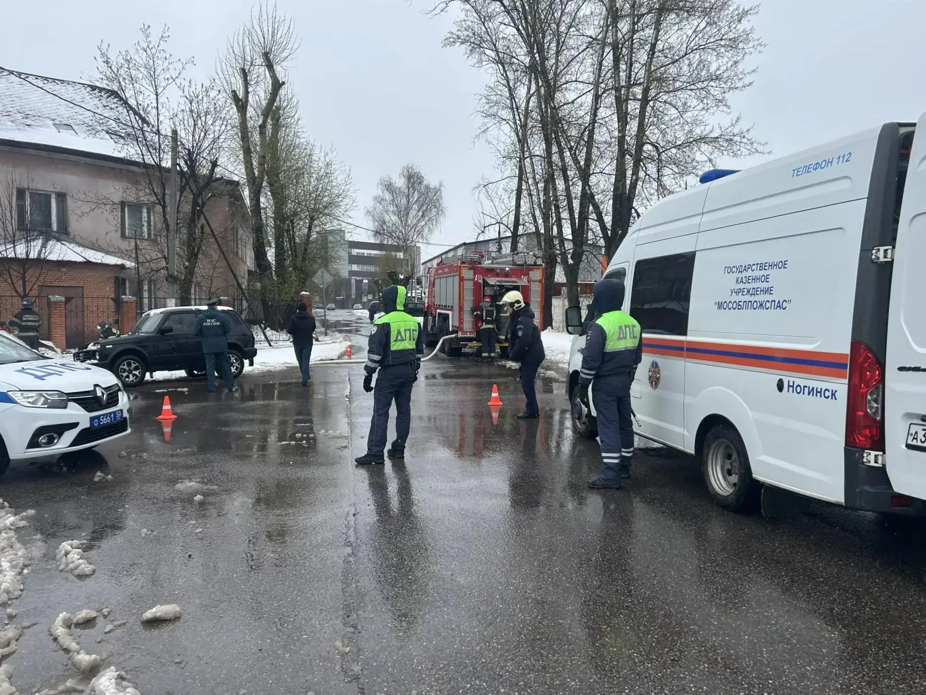 🚗 Учения на дороге: спасатели ликвидировали последствия условного ДТП в Богородском округе ⛔️  🆘 Вче
