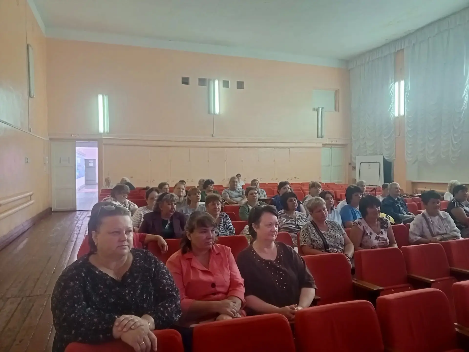 25 августа на базе Выдвиженского Дома культуры состоялось совещание сотрудников МУК «ЦК...