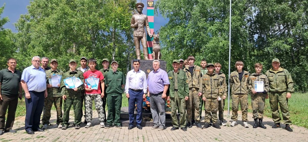 📣💥6 июня на стадионе "Юность" в с. Асекеево прошёл второй этап военно-полевых сборов, а именно сда