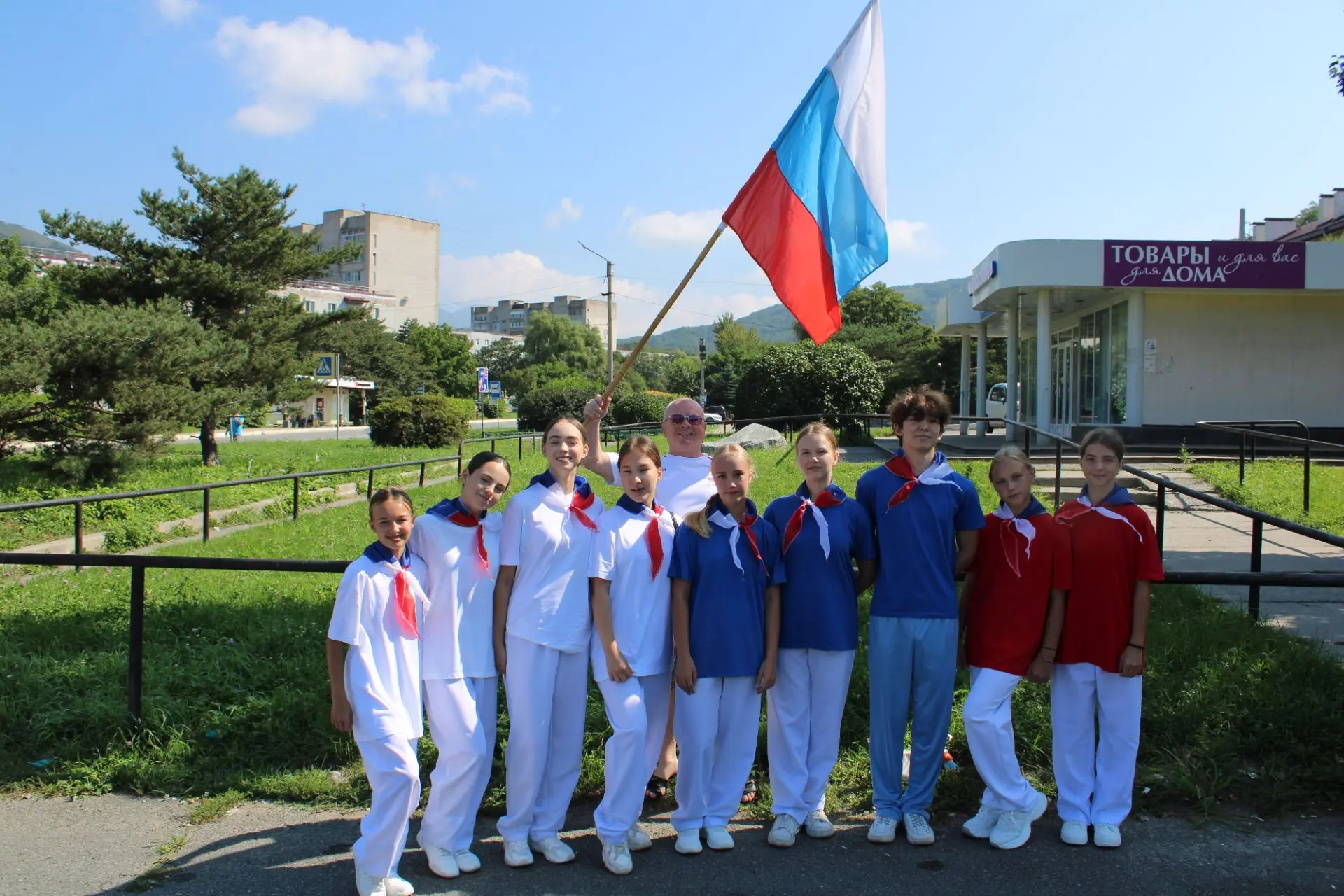🇷🇺 Во Врангеле отпраздновали День Государственного флага России.🎉