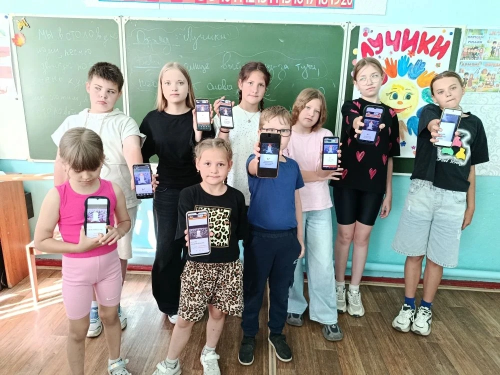 10 июня по всей России стартовала онлайн-акция «Свеча памяти»: до 22
июня на сайте деньпамяти.рф
 мо