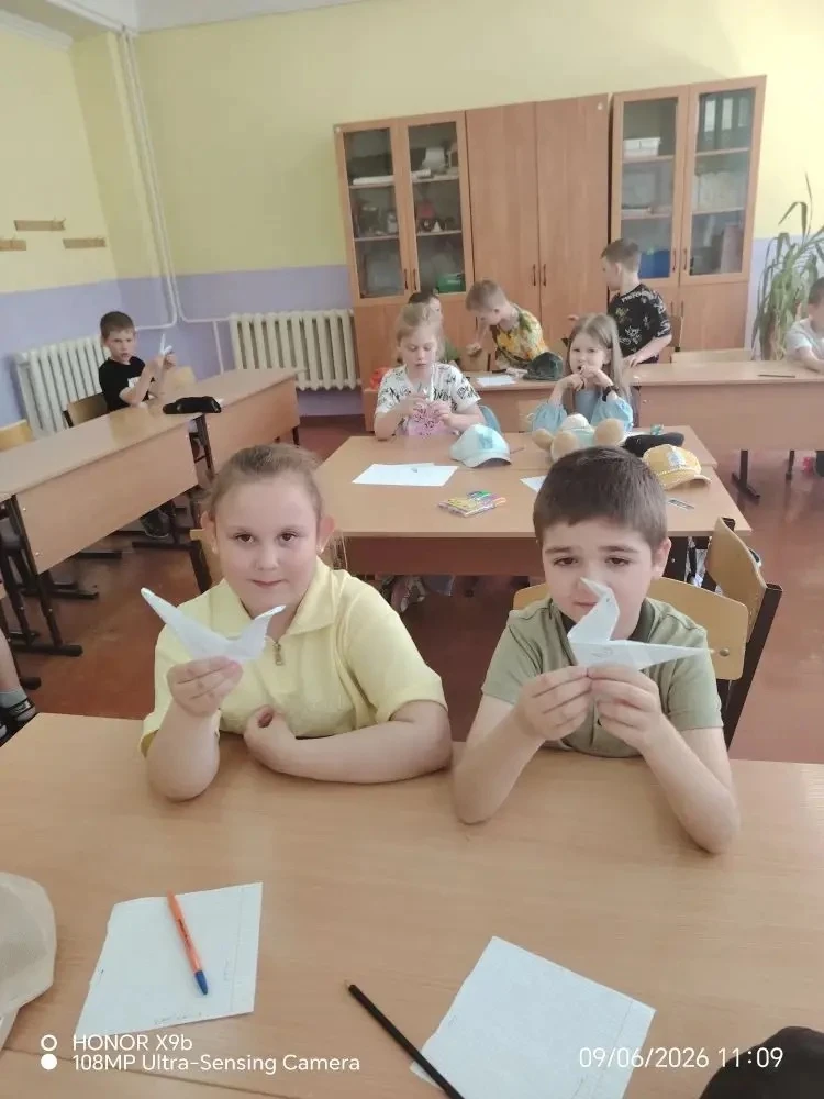 Сегодня у нас прошёл удивительный мастер-класс, который провела Елена Антоновна Мочалкина. Ребята уч