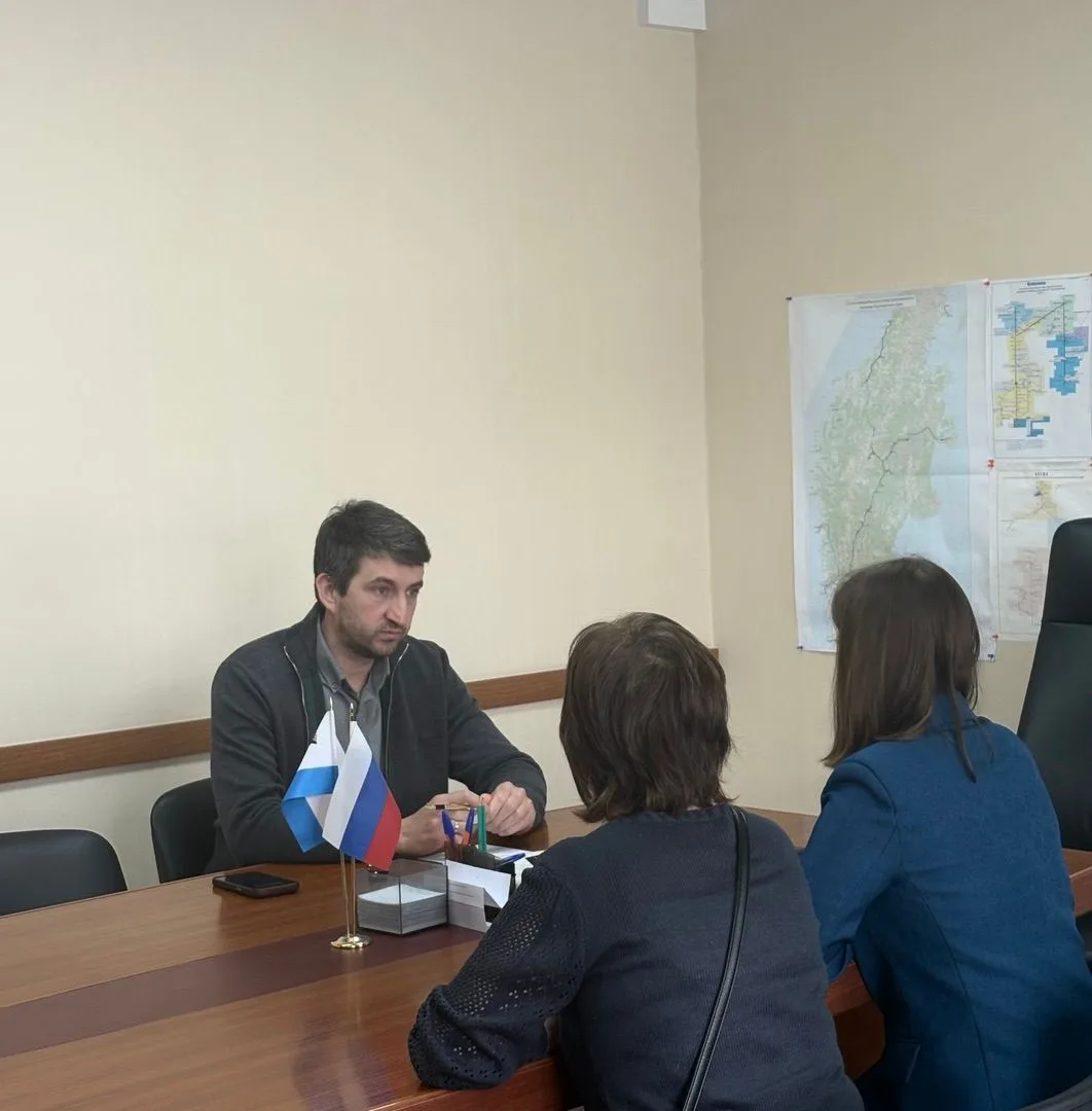 В мае Министр транспорта и дорожного строительства Камчатского края Сафонов Александр С...