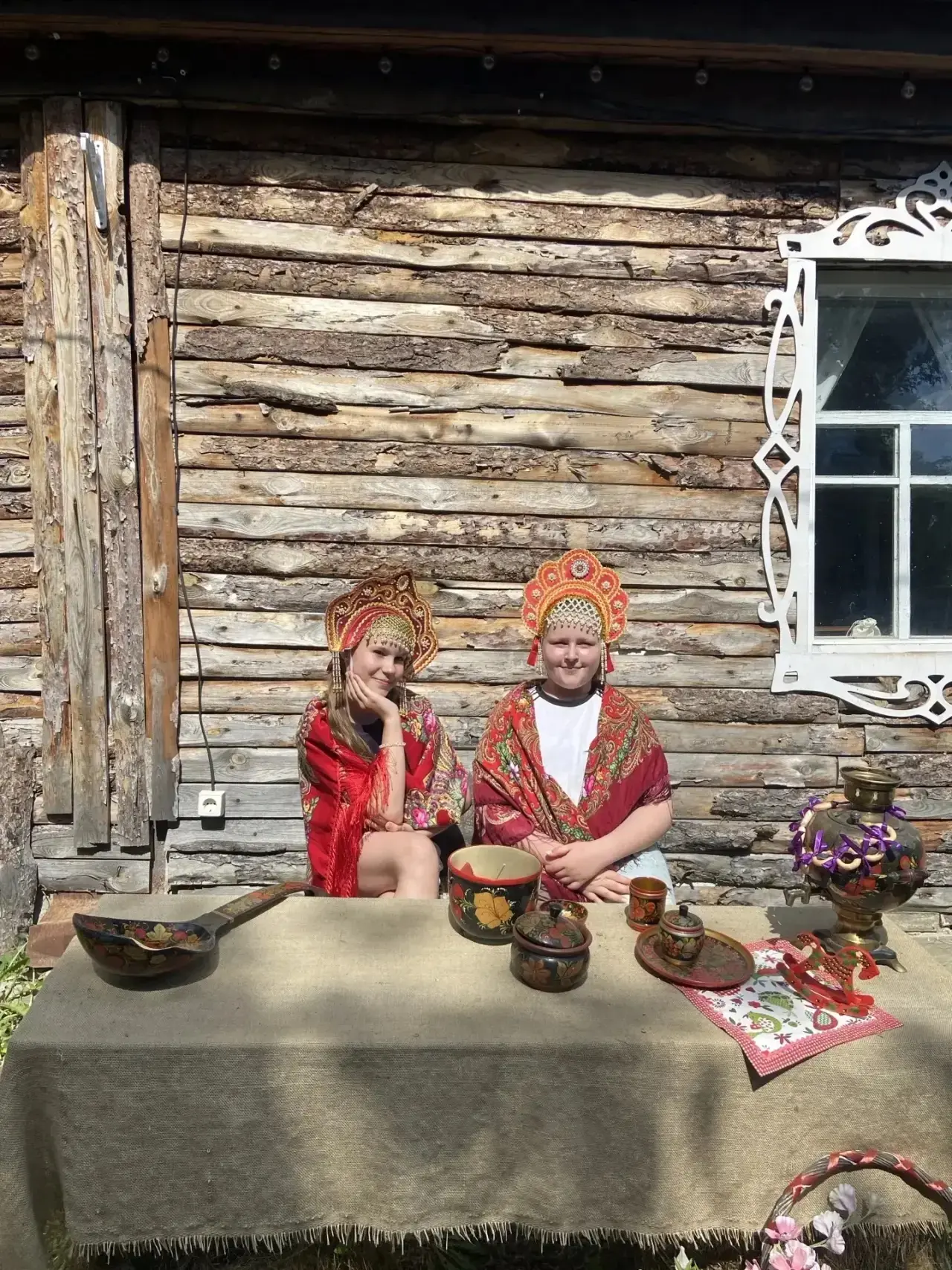 В пятницу, 22 мая, ученики 5 "В" класса посетили музей - заповедник "Костенки" - уникальный памятник
