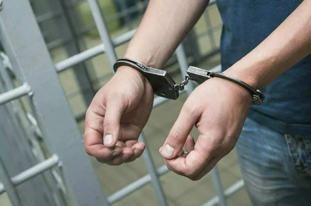 Полицейские Павлово-Посадского городского округа обнаружили наркотики в автомобиле.