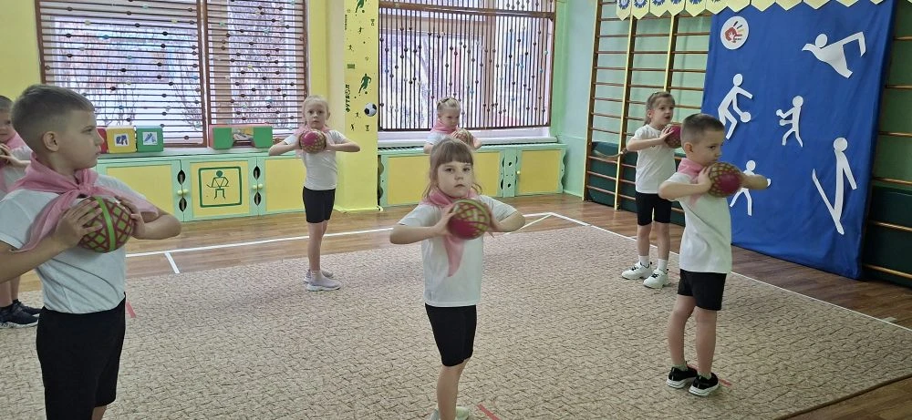 🌟 23 декабря на базе детского сада 25 "Василёк" прошёл Муниципальный этап Региональног...