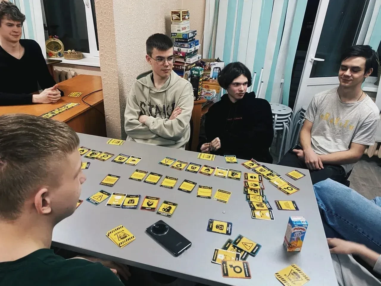 Вечер настольных игр в #СПТ ✅26 марта для студентов, проживающих в общежитии, прошёл по-настоящему у