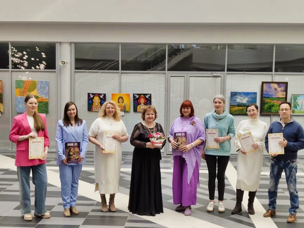 Открытие выставки «Голубь мира», в Инновационном центре «Ренова Лаб», Сколково состояло...