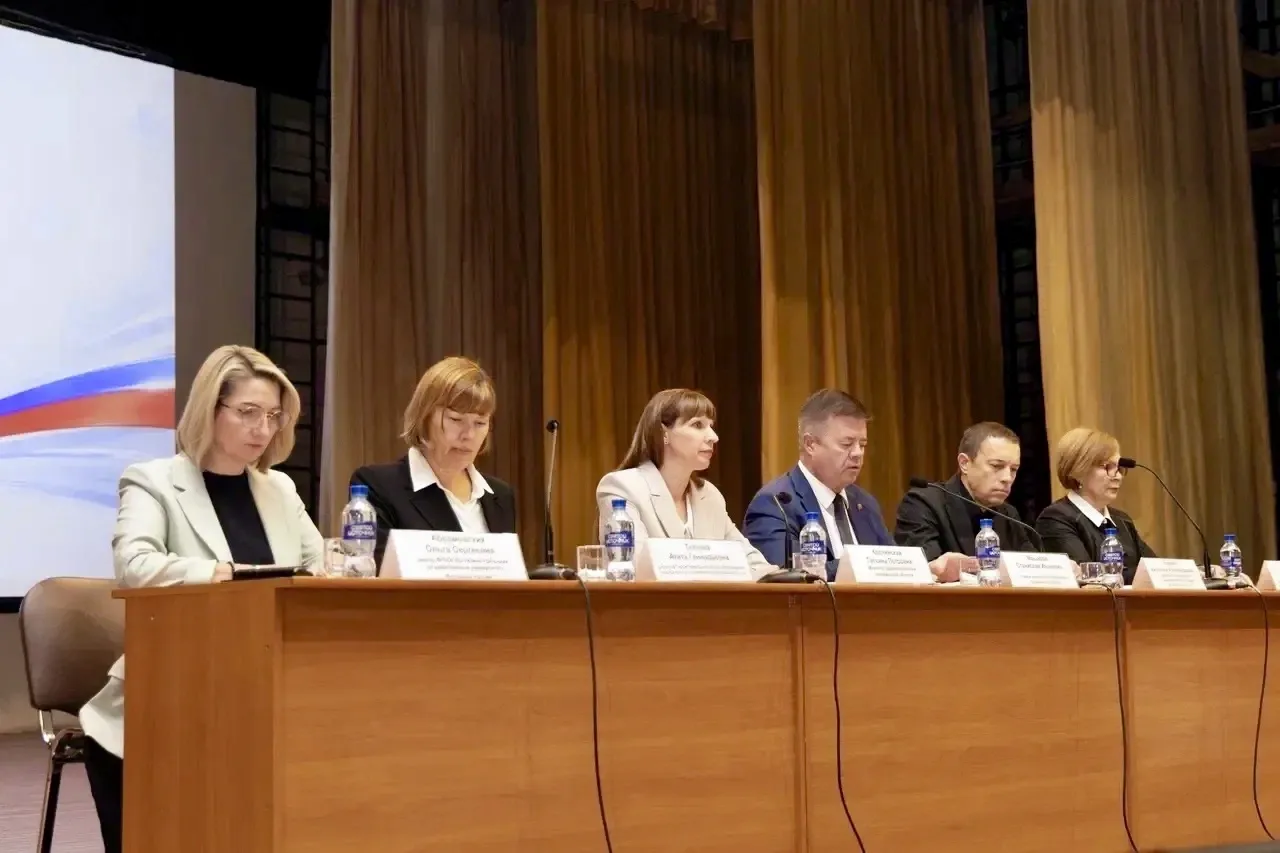 🩺Коллегия Минздрава: На Южном Урале обсудили промежуточные итоги работы медорганизаций