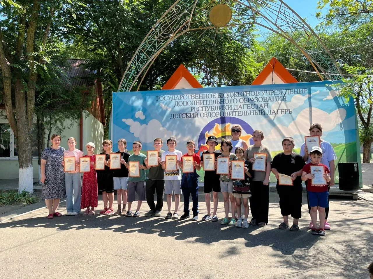 Наши ученики провели лето с пользой! ☀️🏕️

Лето — это маленькая жизнь, и наши ребята прожили её на 