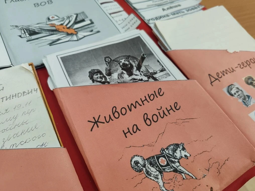 Память в деталях: плакат от 5 «А» ко Дню Победы 🕊️   В преддверии 9 Мая ученики 5 «А» класса подгото