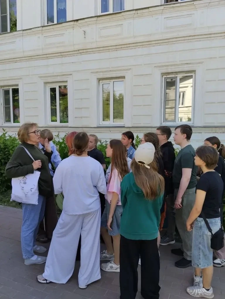 🪆Четвертый день лагеря дневного пребывания был посвящен знакомству с народными художес...