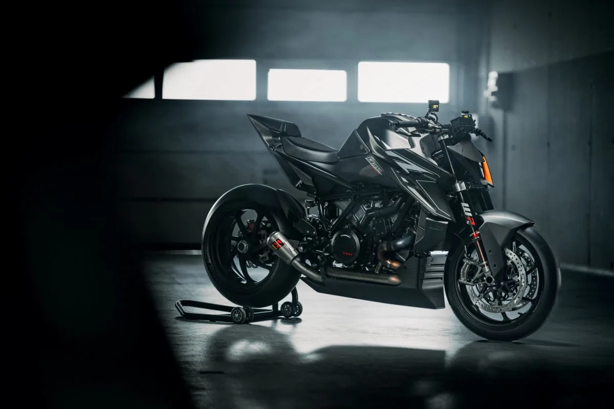 KTM 1390 Super Duke RR Track: байк за 3.5 млн, который нельзя купить просто так  Из-за кризиса в 202