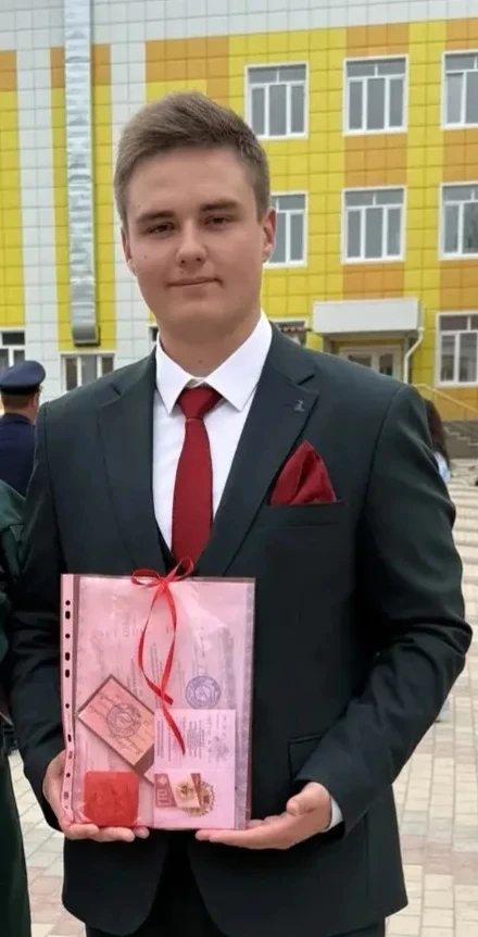 ⭐🏆В этом году наша школа по праву может гордиться своими выпускниками!Мазур Николай окончил школу с
