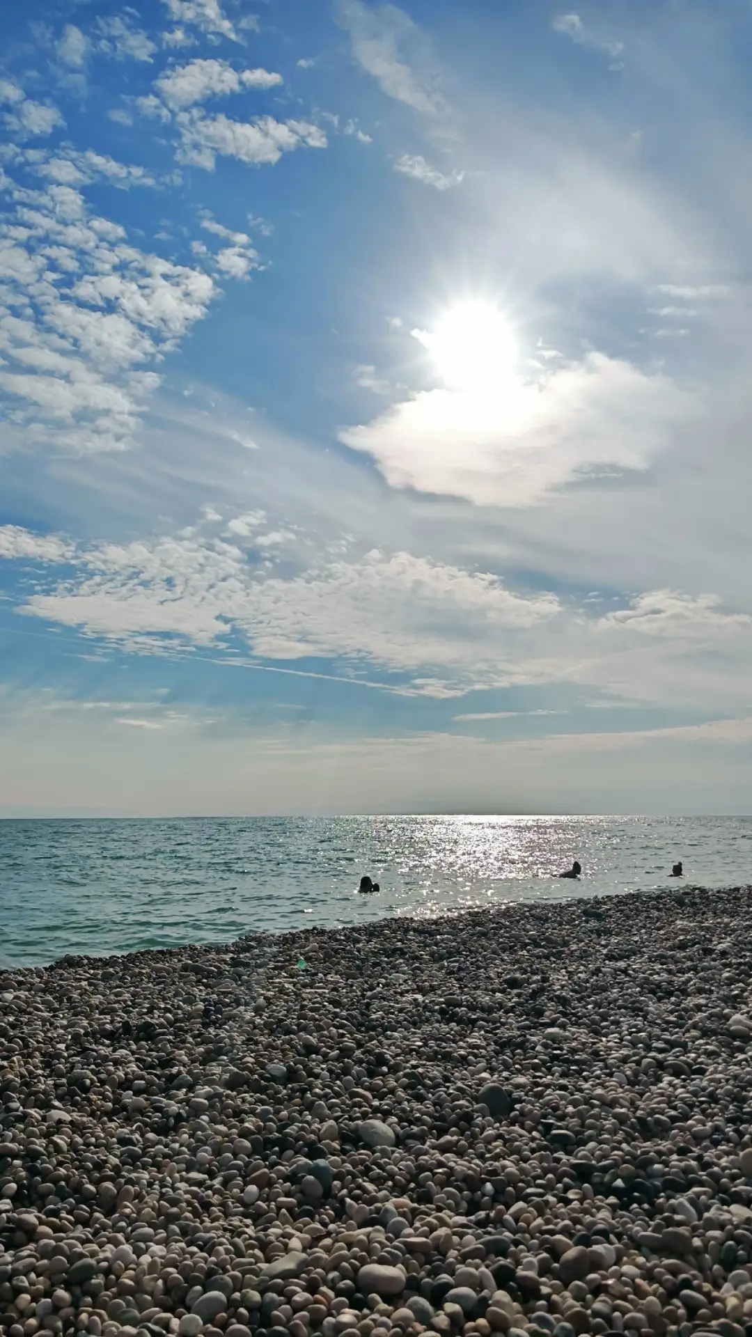 Отличного всем воскресного вечера, друзья!🙏😍😊Купаемся и загараем☀⛱🌊💦🐬🐚🔥😉😚 Авт...