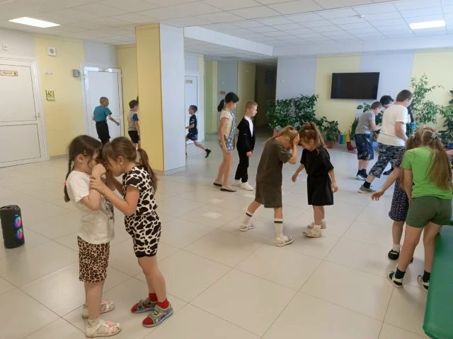 🇷🇺 День восьмой в лагере: Дружба, творчество и рекорды!