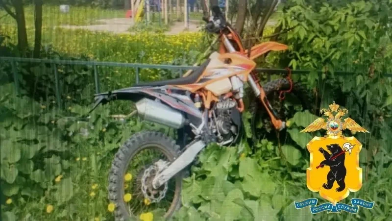 🏍️ 15-летний подросток из Тутаева угнал у жителя Рыбинска мотоцикл  💰Ущерб был оценен в 230 тысяч ру