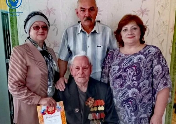 🙏 Ветеран Великой Отечественной войны из Улан-Удэ отметил 99-летие