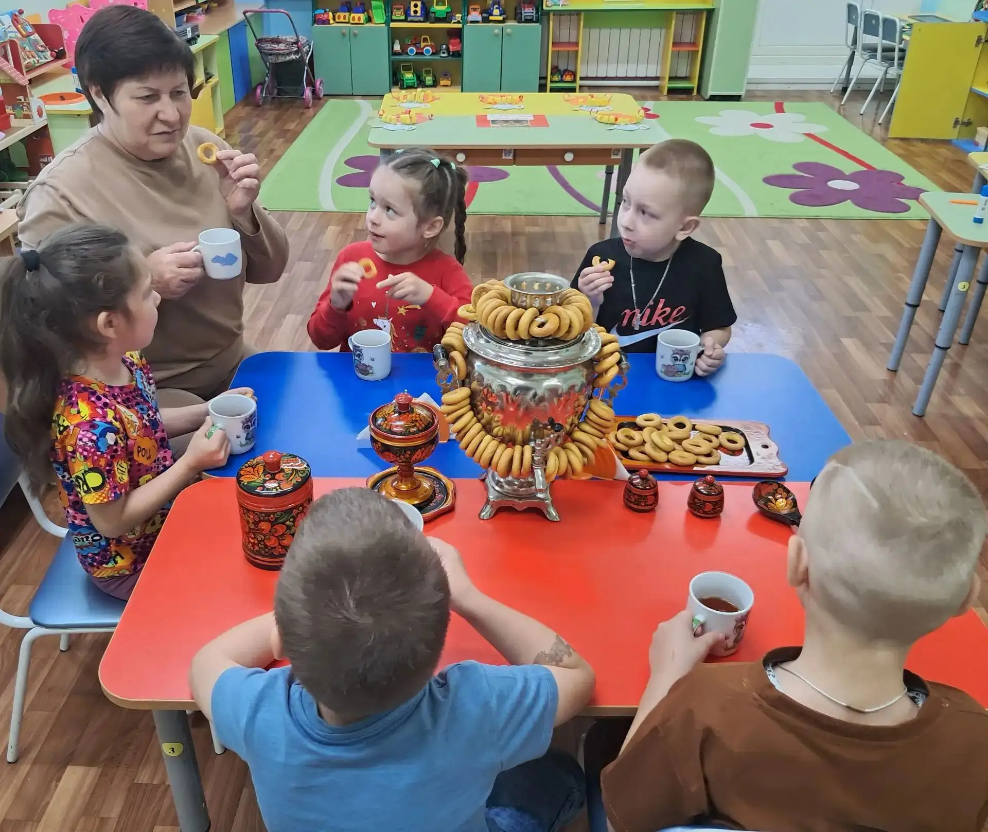 Развлечение в подготовительной группе "Тульская земля - Родина моя".В предверии праздно...