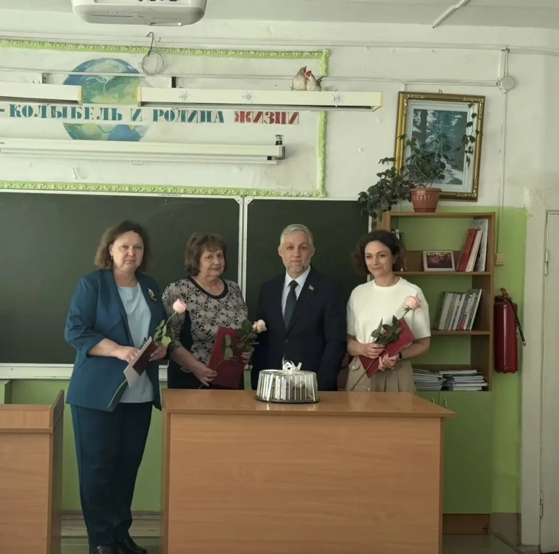 🏅 Грамоты и Благодарности Думы города Владивостока — лучшим учителям
