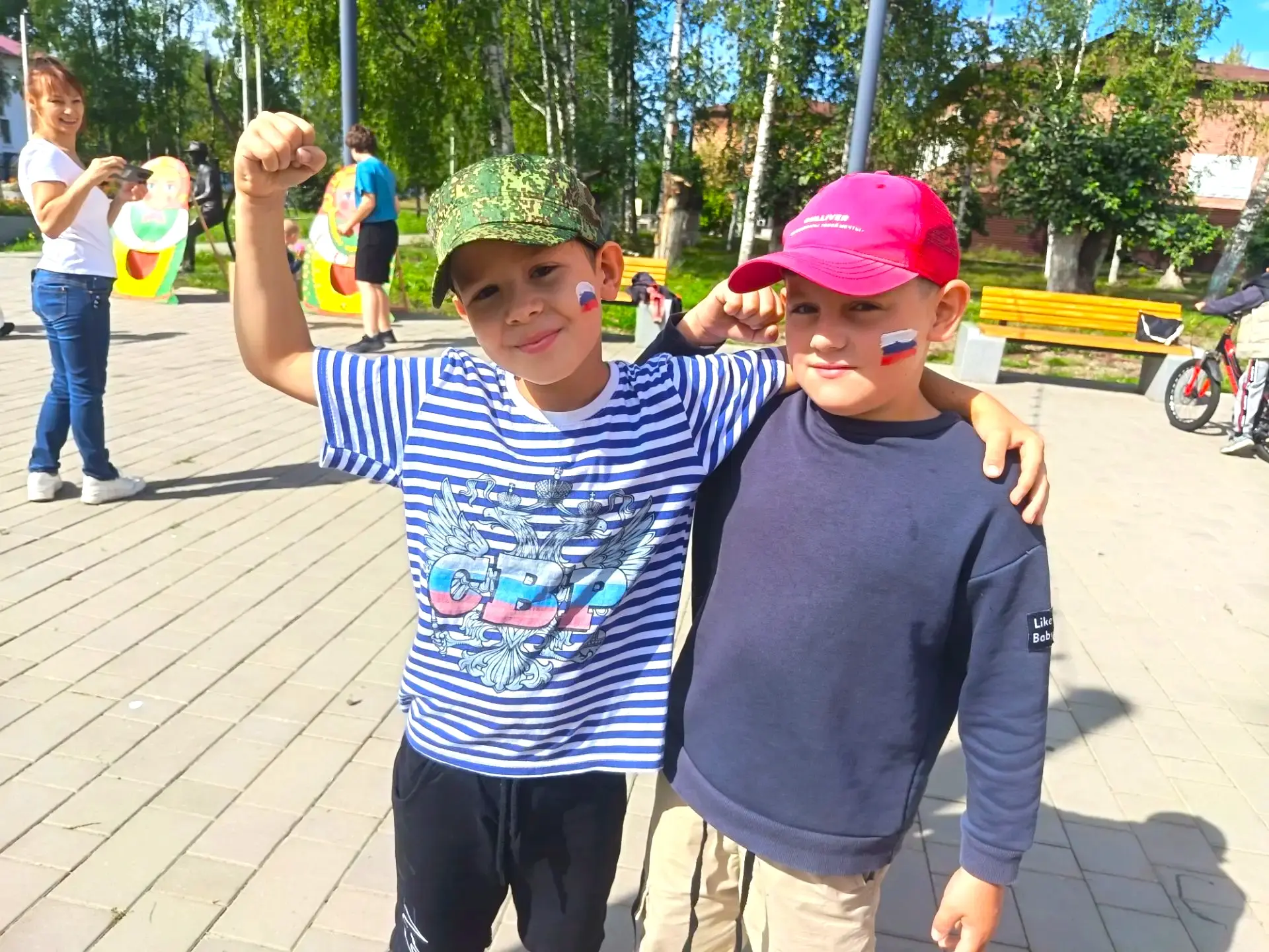 🎉 День Флага России в посёлке Подтесово: праздник, который объединил всех! 🎉
