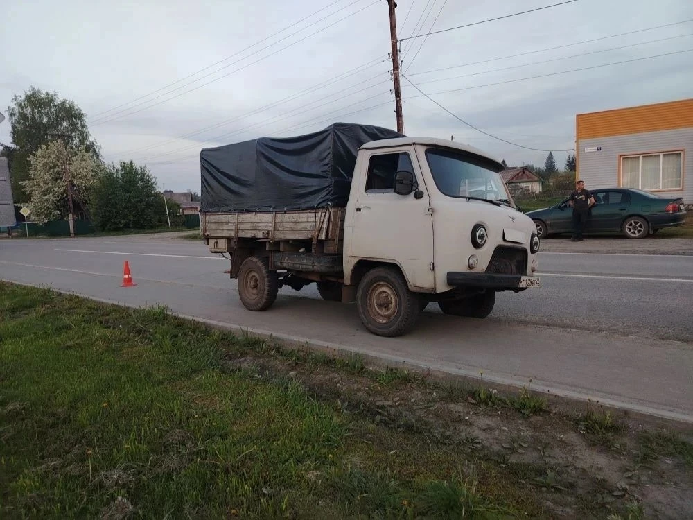 27 мая в 19 часов 45 минут в с. Залесово на ул. Ленинской, д. 1 произошло ДТП, в которо...