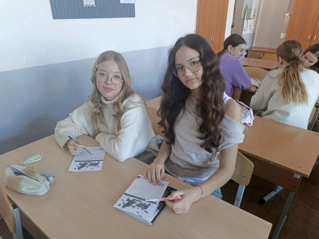 Доброе дело от доброго сердца 💗 Сегодня обучающиеся 6Б класса  поучаствовали в акции "Доброе дело от