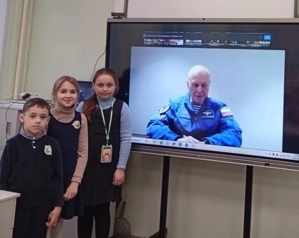 🇷🇺🇧🇾 НА МЕЖДУНАРОДНОМ КОРАБЛЕ В КОСМИЧЕСКИЕ ДАЛИ  🚀 9 апреля в преддверии Дня Космонавтики🚀  учащиес