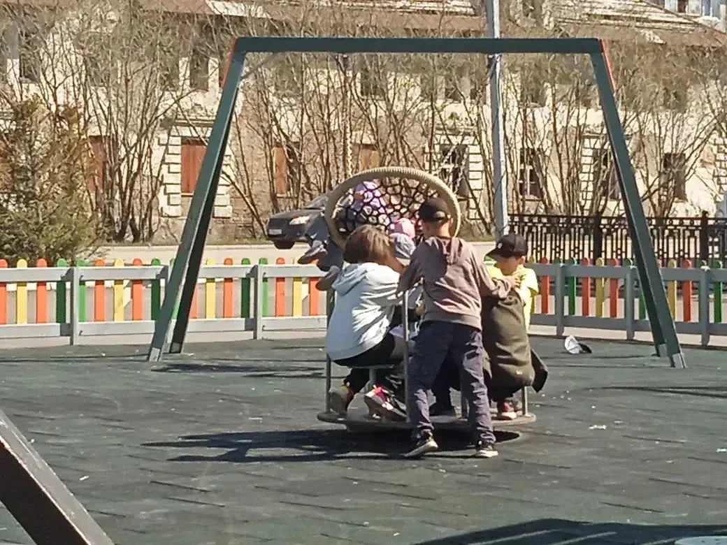 Начало третьей недели лагеря с дневным пребыванием.

Утро. День задался с самого начала — за окном с