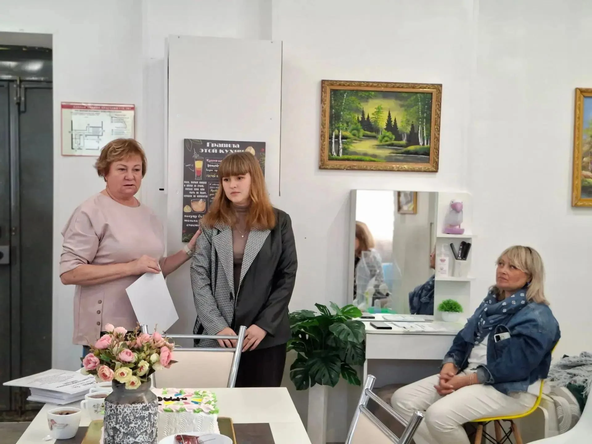 🎉 День рождения центра — праздник для всей команды! 🎉