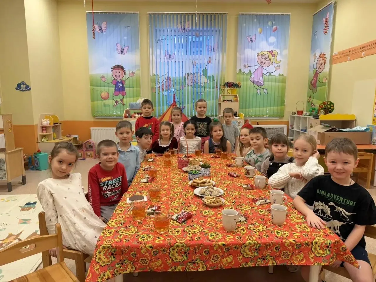 🎄Волшебные колядки согрели сердца в нашем саду 🎄Наш сад вновь наполнился теплом и радостью, когда на