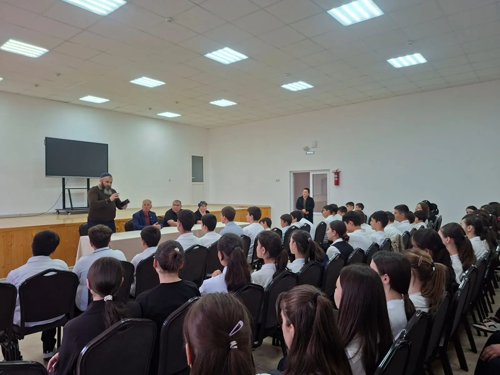 15.05.2026г. был проведен час общения, направленный на развитие толерантности среди уча...