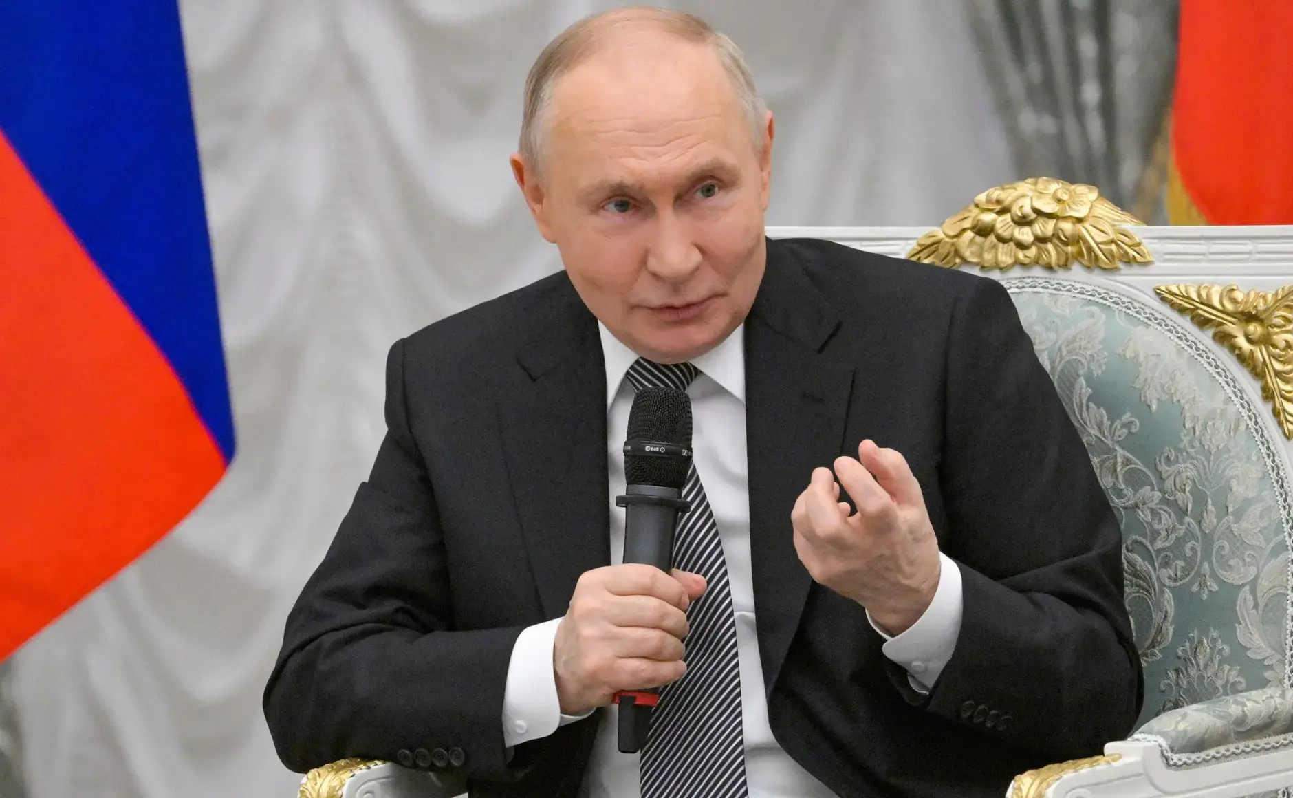 🇷🇺Владимир Путин встретился с выпускниками программы «Время героев».  Глава государства пообщался с 