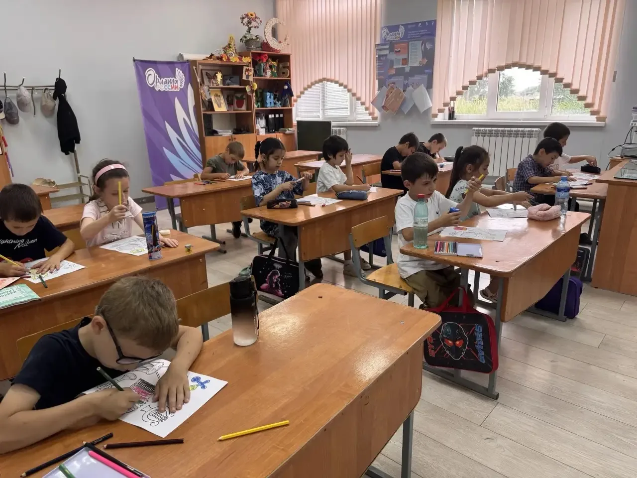 сегодня наш пришкольный лагерь Радуга 🌈 превратился в настоящую сцену!