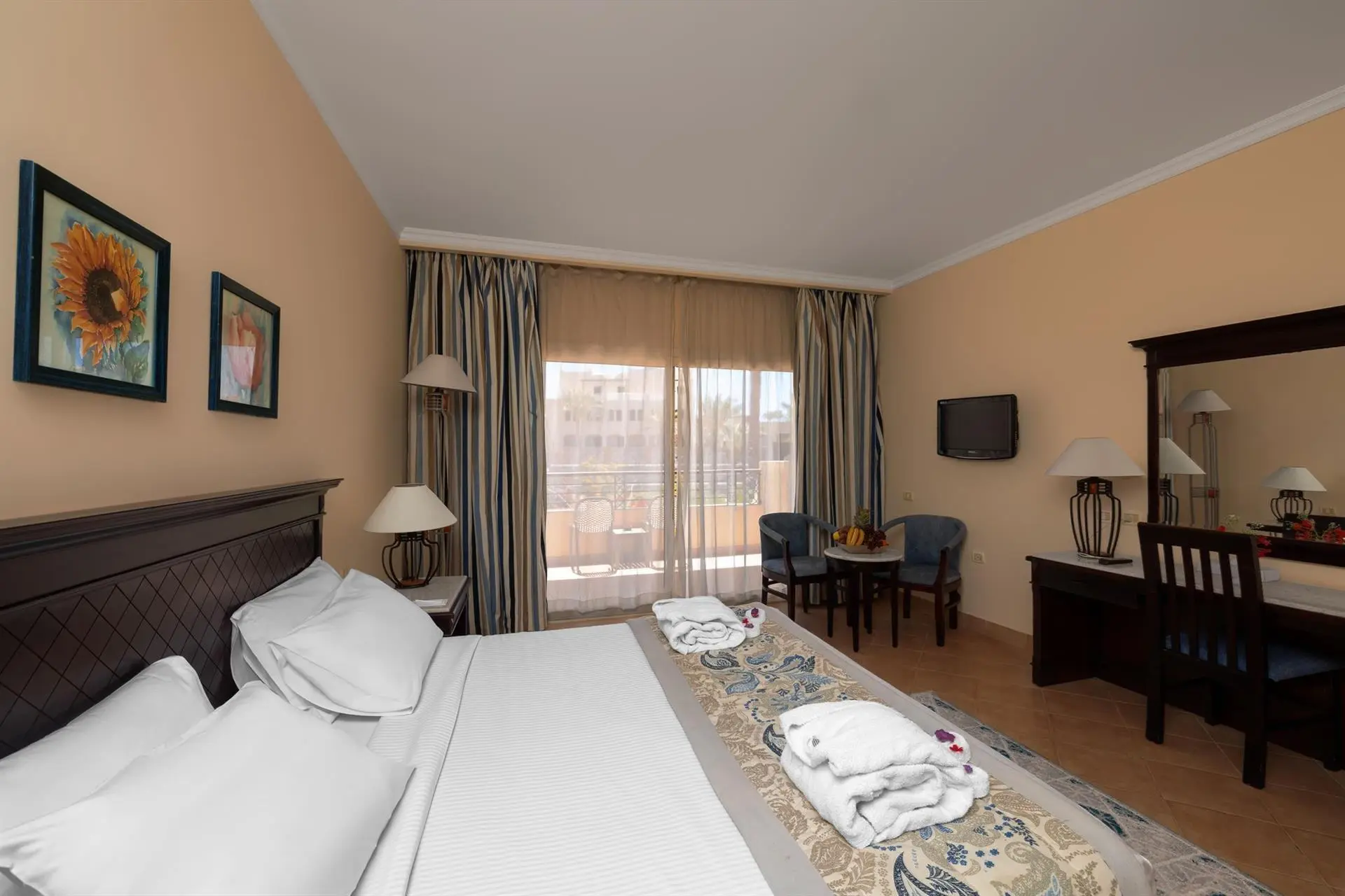 ✨ Amwaj Oyoun Hotel & Resort – КРАСНОЕ МОРЕ У ТВОИХ НОГ! ✨