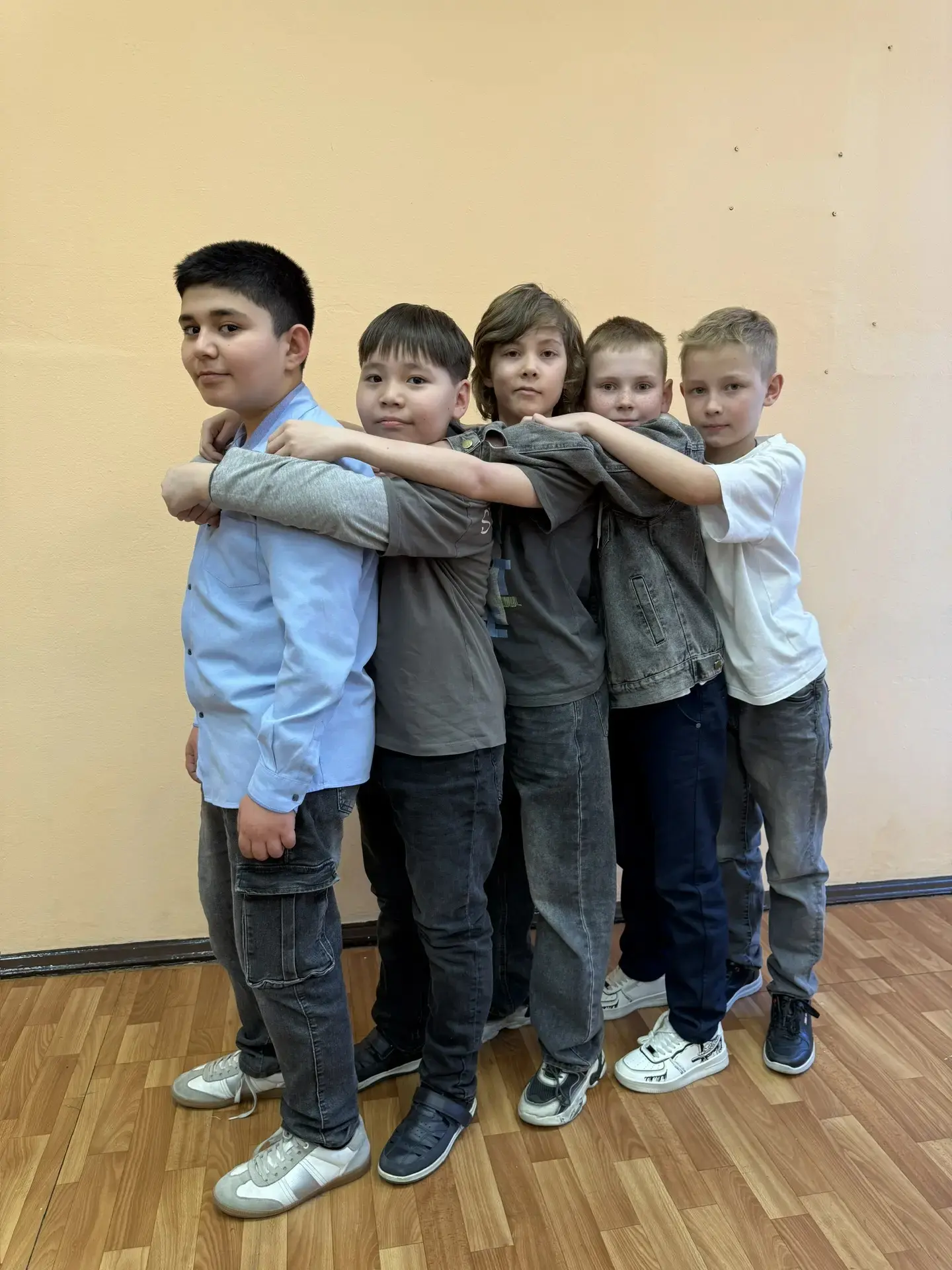 День джинсов - яркий, свободный, комфортный👖😍 Именно так прошел первый тематический день этого полуг