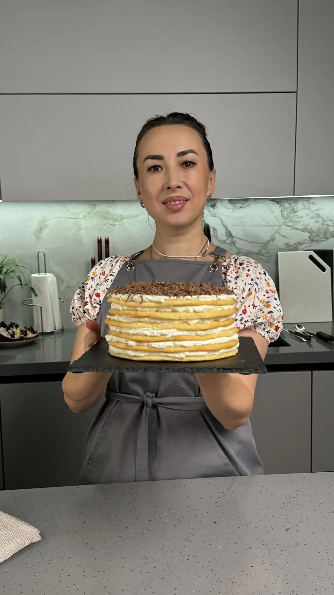 С праздником всех причастных к этому дню 💐! С Днем Работника Сбербанка.   Первое фото, если не ошиба