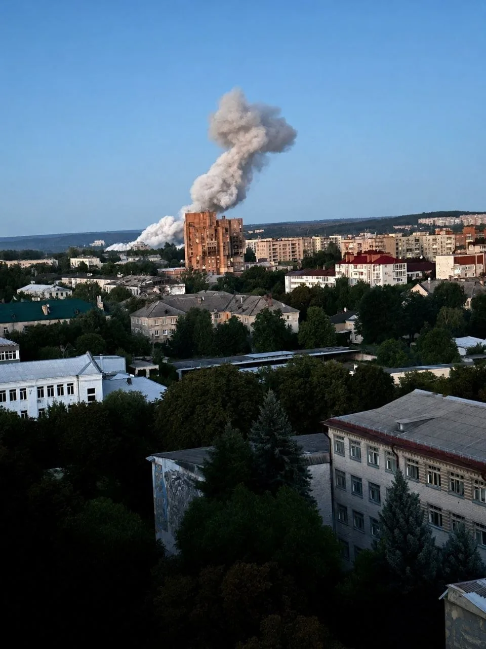 🇷🇺🇺🇦 Славянск. ВСУ принимают крылатые авиабомбы