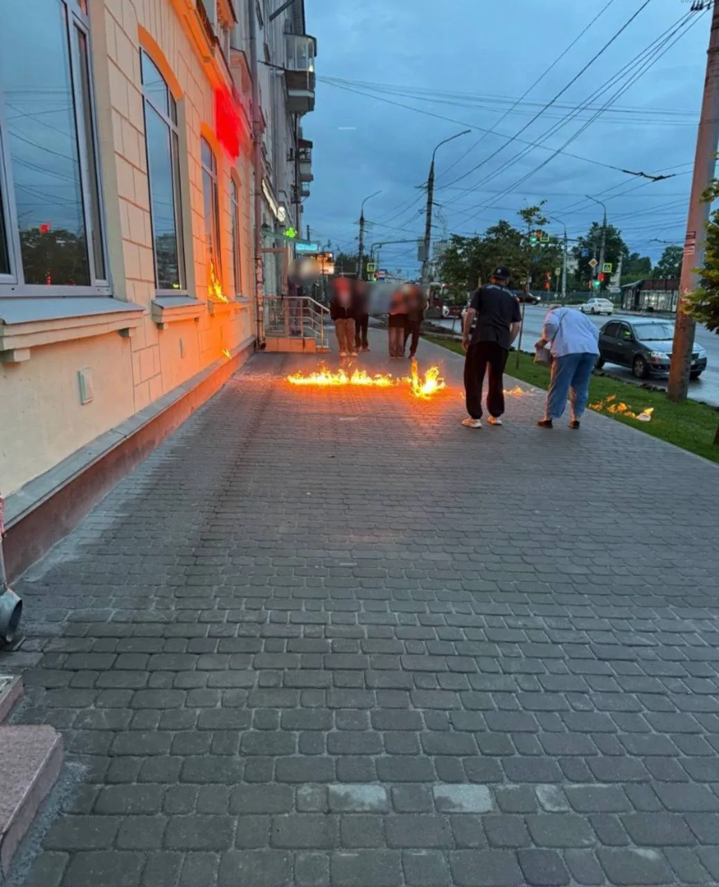 Возгорание на улице Красноармейской также оперативно ликвидировали

Все обошлось без пострадавших, с