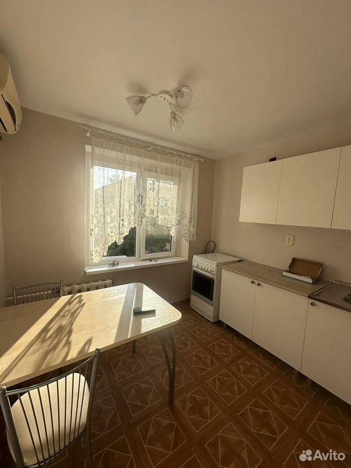 Сдам без посредников: 2-комнатная квартира, 57м²