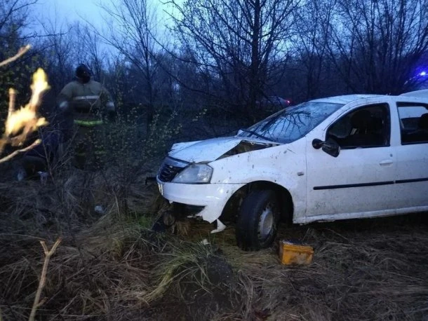 В сызранскую больницу экстренно госпитализировали пострадавших с места ДТП в Октябрьске  Авария с 