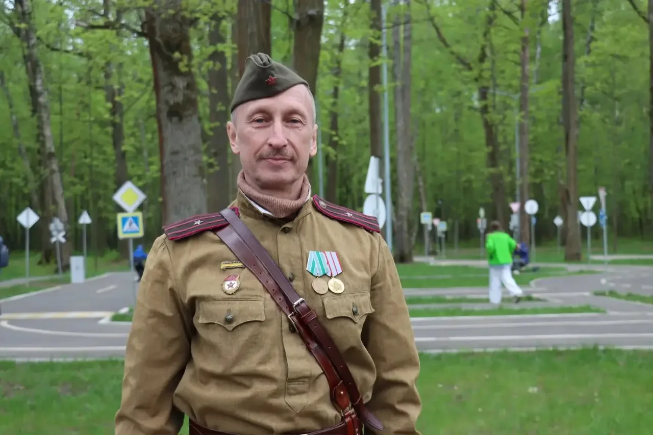🪖«Дорогами Победы»: военно-историческая техника в парке Островского  Одной из самых зрелищных и прит