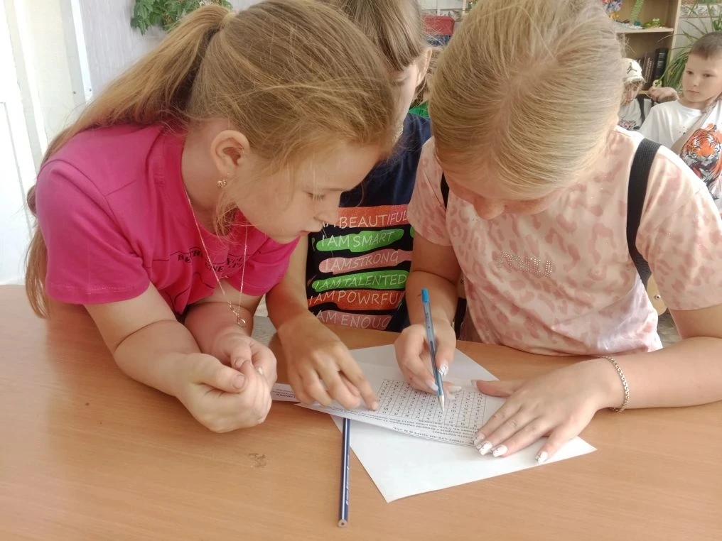 День русского языка в нашем лагере: как это было!🎭📚