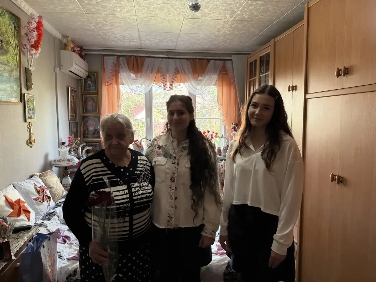 ✨ С Днём Победы! ✨  🇷🇺Наши ученики с гордостью и теплотой поздравили ветеранов Великой Отечественной
